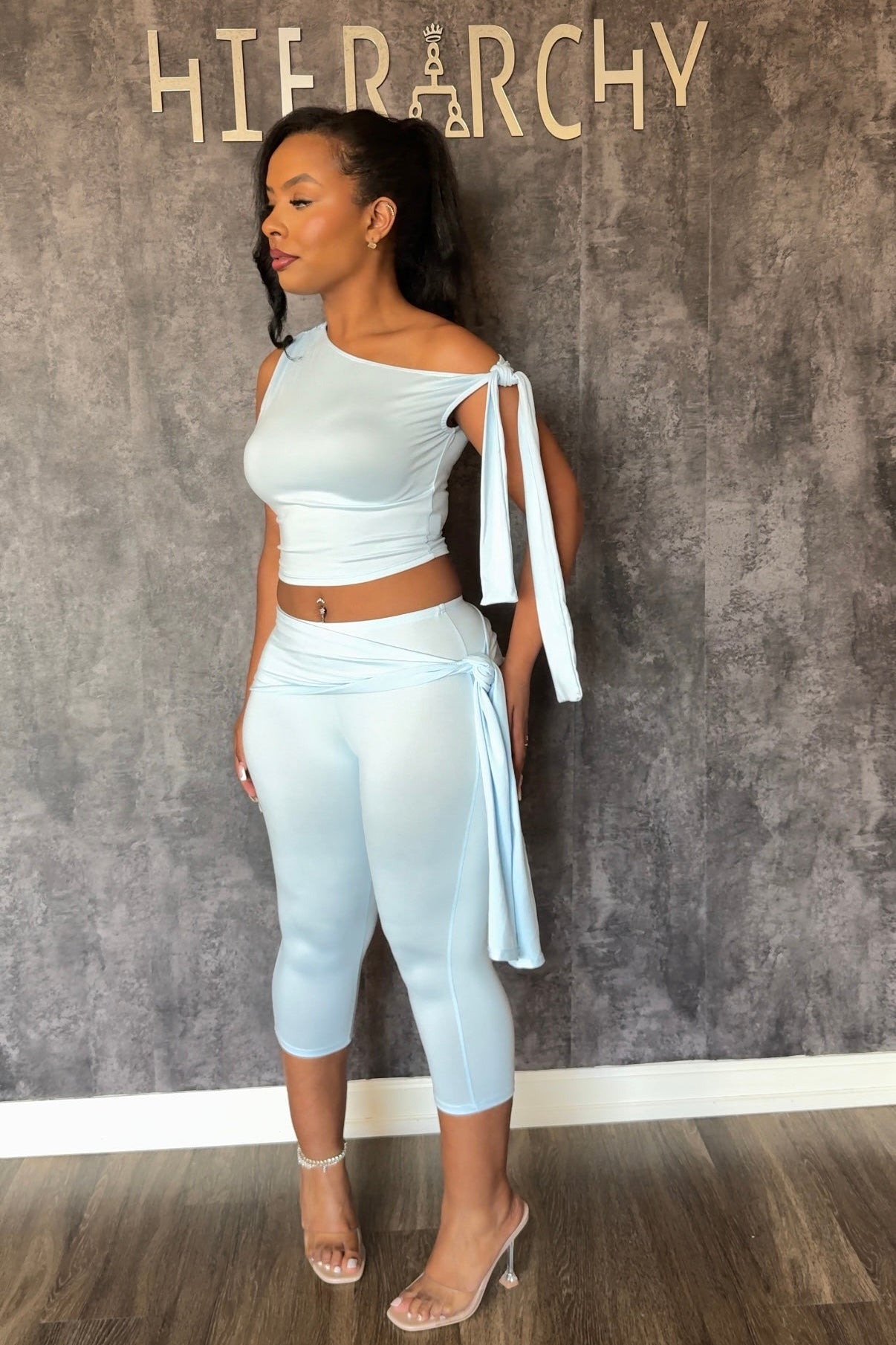 Alani Off-Shoulder Tie Set